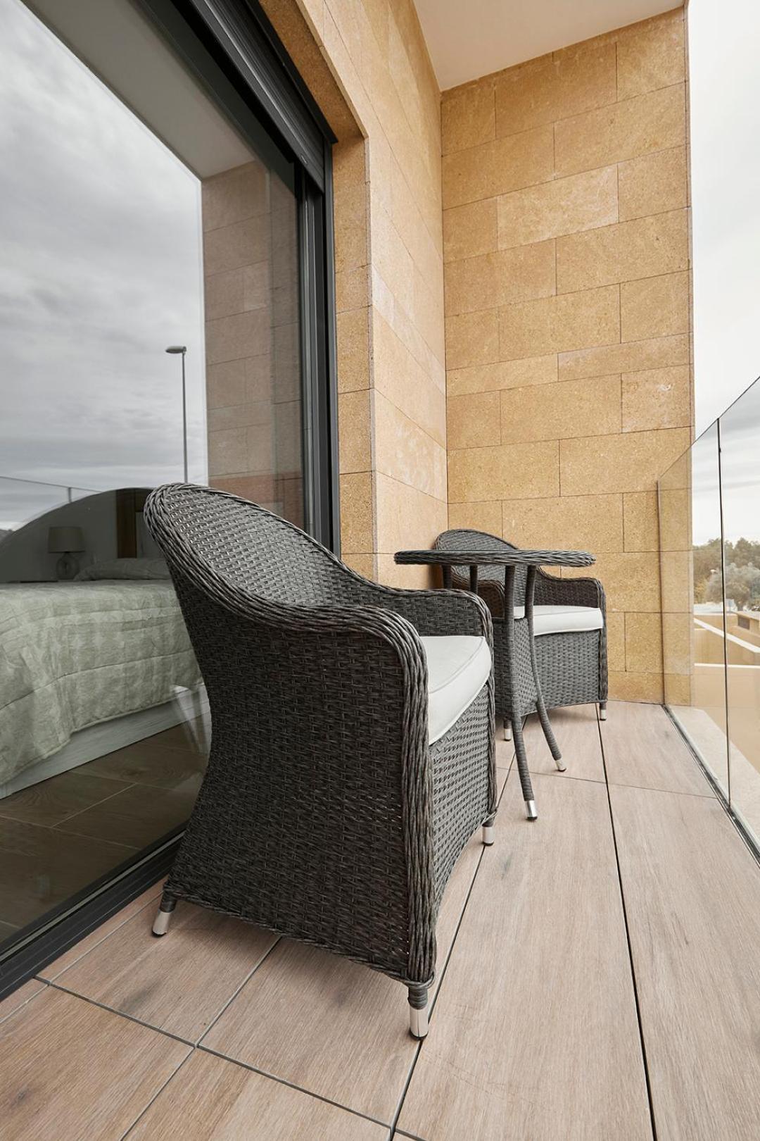 Allonbay Village Spa By Maracasa-Rentals Вилахойоса Екстериор снимка